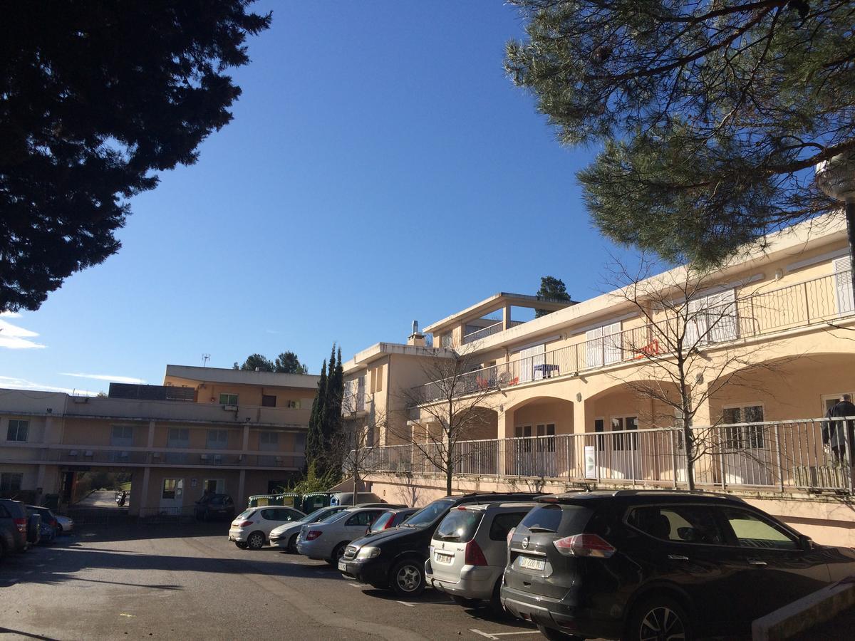 Auberge De Jeunesse Jas De Bouffan 엑상프로방스 외부 사진